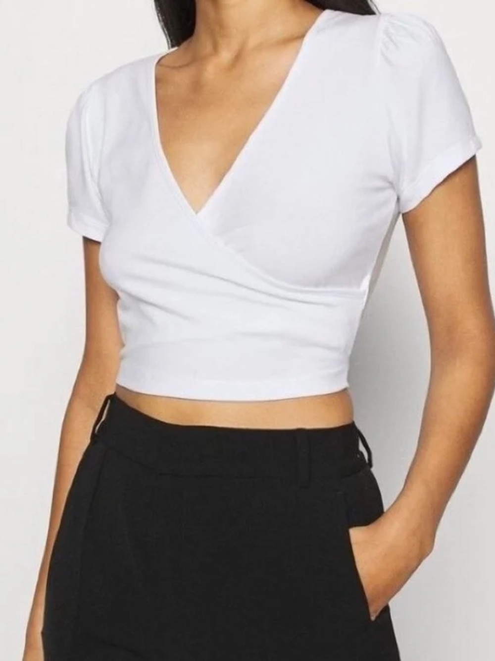 🤍 ZARA White Ribbed Wrap Crop Top | Deep V-Neck Short Sleeve